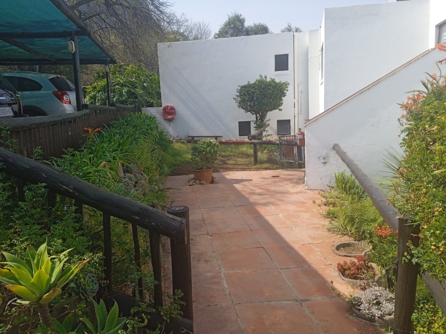 To Let 1 Bedroom Property for Rent in Kosmos North West